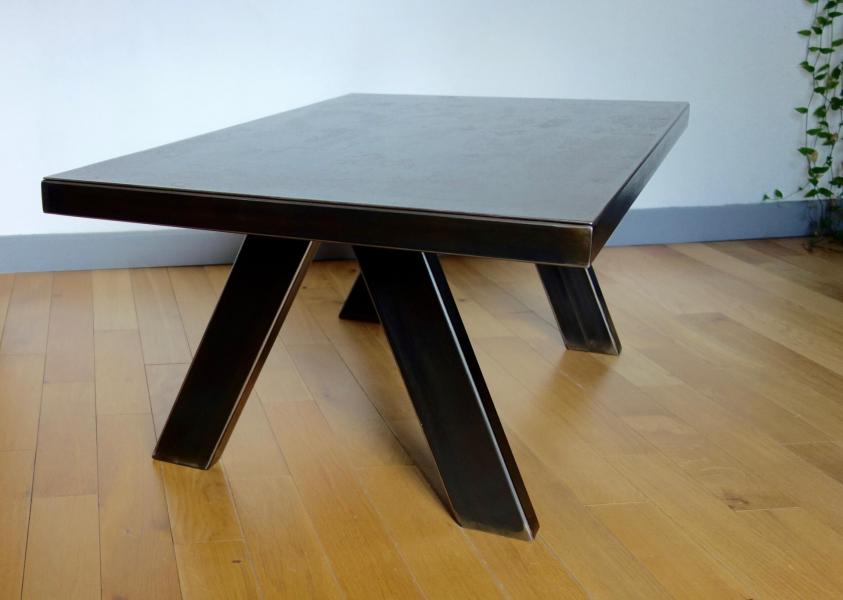 Table acier modèle 1
